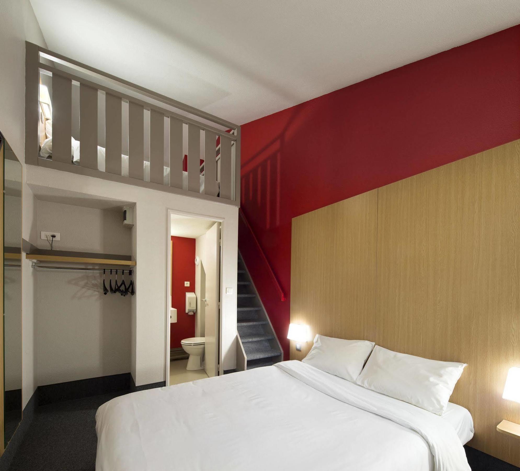 B&B Hotel Quimper Nord Douarnenez Exterior photo