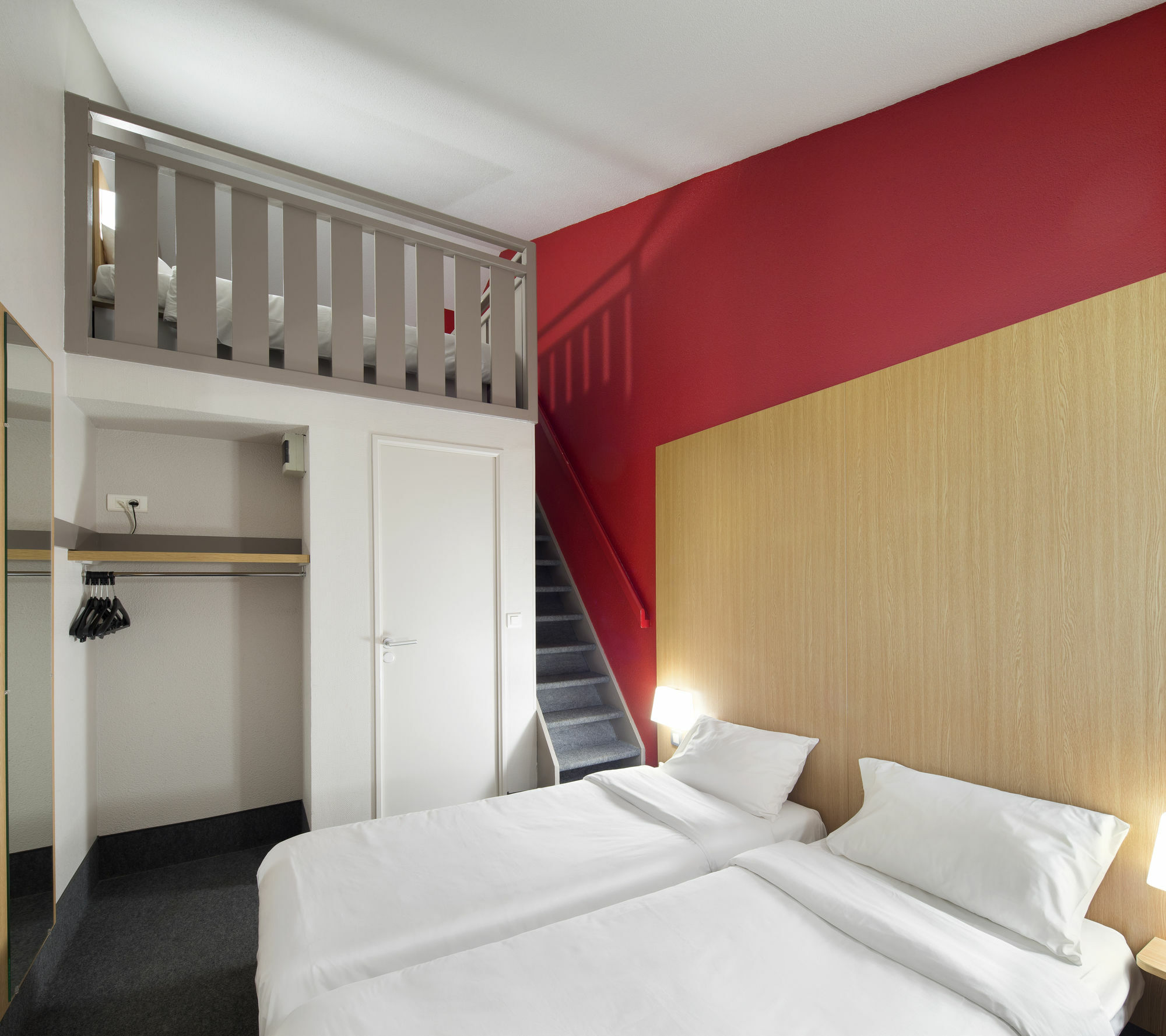 B&B Hotel Quimper Nord Douarnenez Exterior photo
