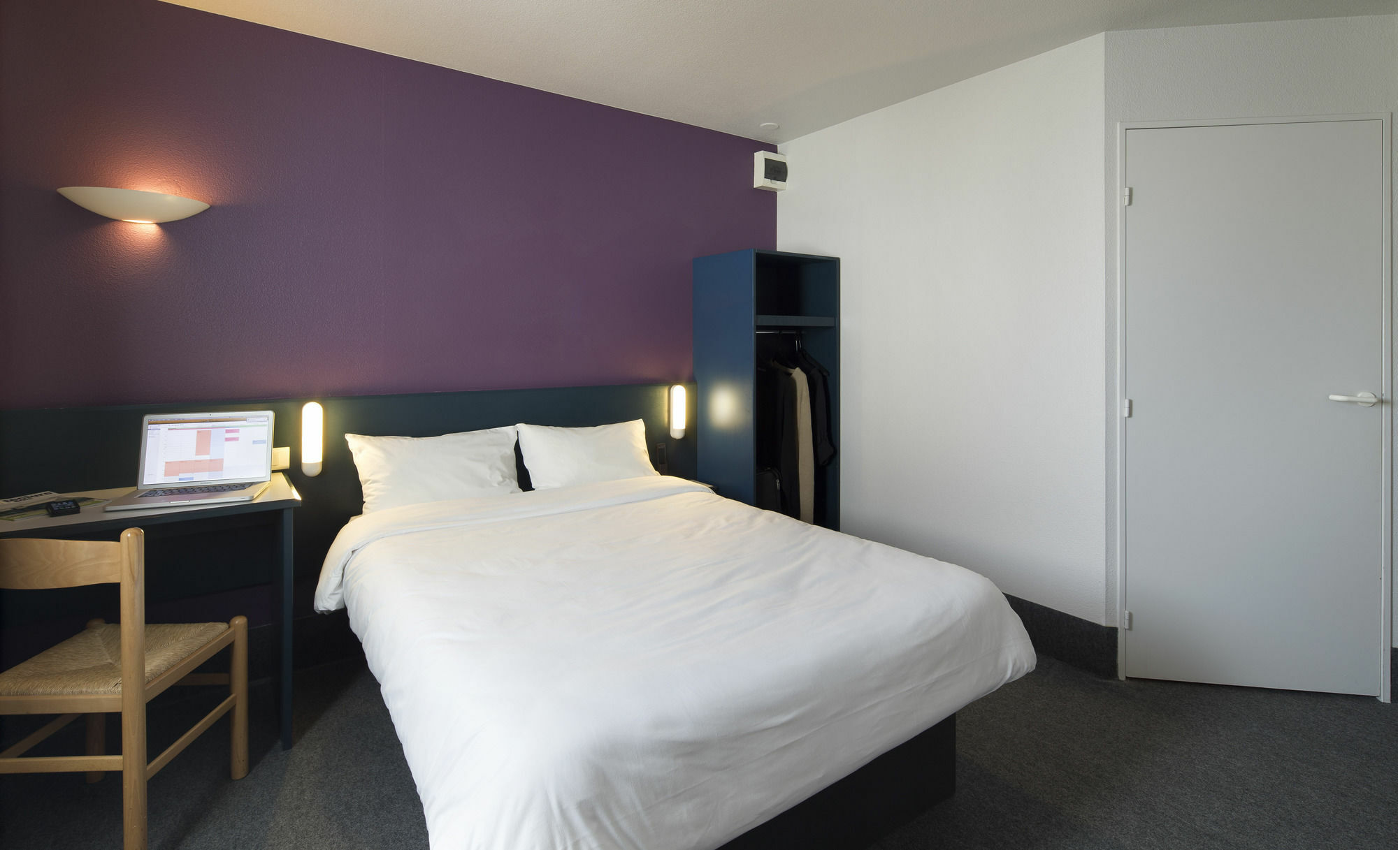 B&B Hotel Quimper Nord Douarnenez Exterior photo